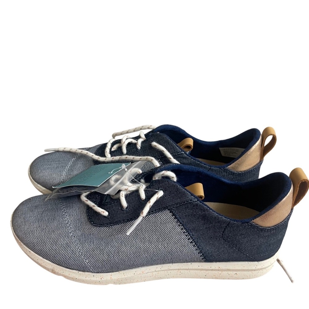 TOMS NWT Cabrillo Womens Blue Pinstripe Rose Gold Metallic Sneakers  Size 9